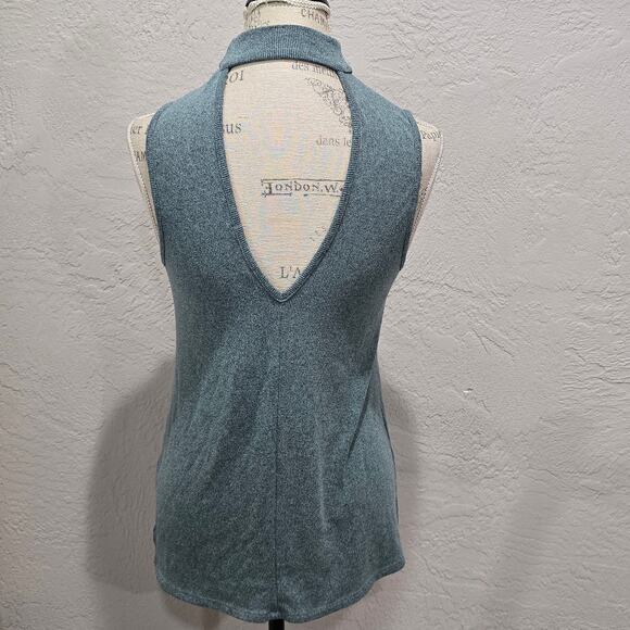 Green Envelope Los Angeles Sleeveless Choker Collar V Cut Front Tunic Blouse Top - Picture 3 of 7